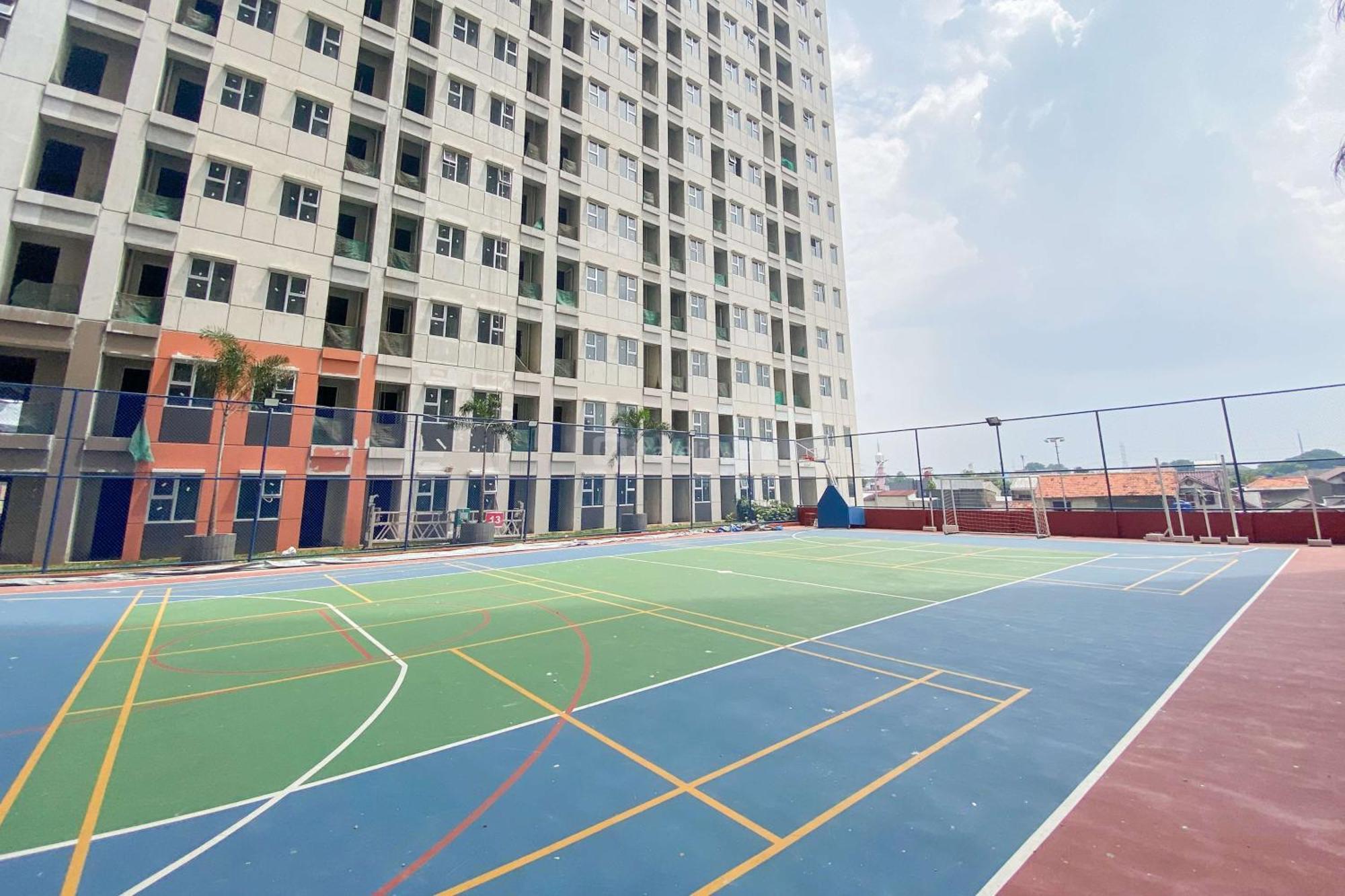 Minimalist And Cozy Transpark Juanda Timur By Travelio * Bekasi